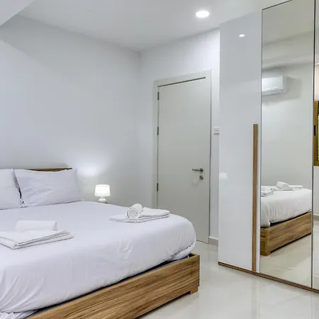 Stunning 2br Maisonette With Terrace In By 360 Estates * Gzira