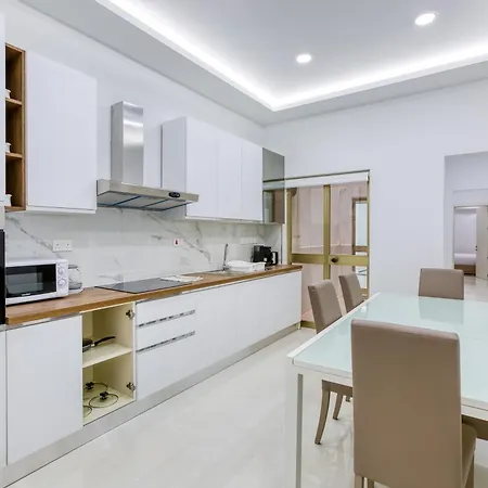 Lejlighed Stunning 2br Maisonette With Terrace In By 360 Estates