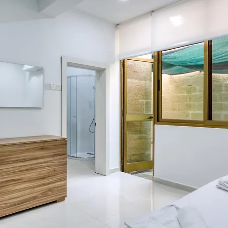 Stunning 2br Maisonette With Terrace In By 360 Estates