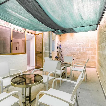 Apartman Stunning 2br Maisonette With Terrace In By 360 Estates