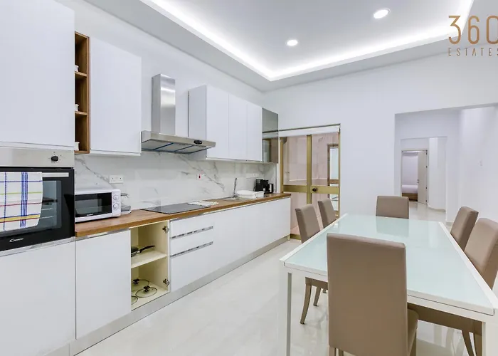 Apartment Stunning 2br Maisonette With Terrace In By 360 Estates