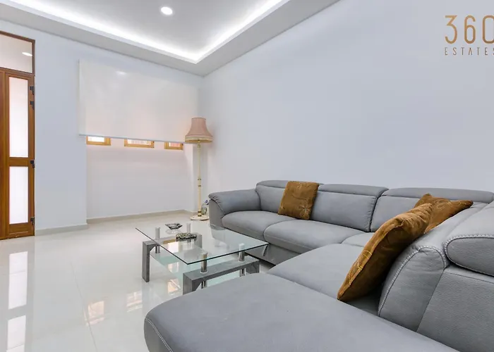 Stunning 2br Maisonette With Terrace In By 360 Estates *