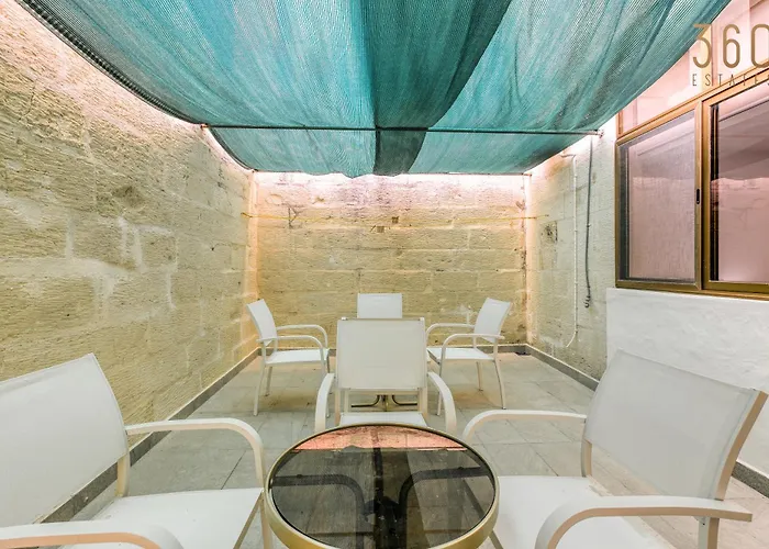 Apartment Stunning 2br Maisonette With Terrace In By 360 Estates